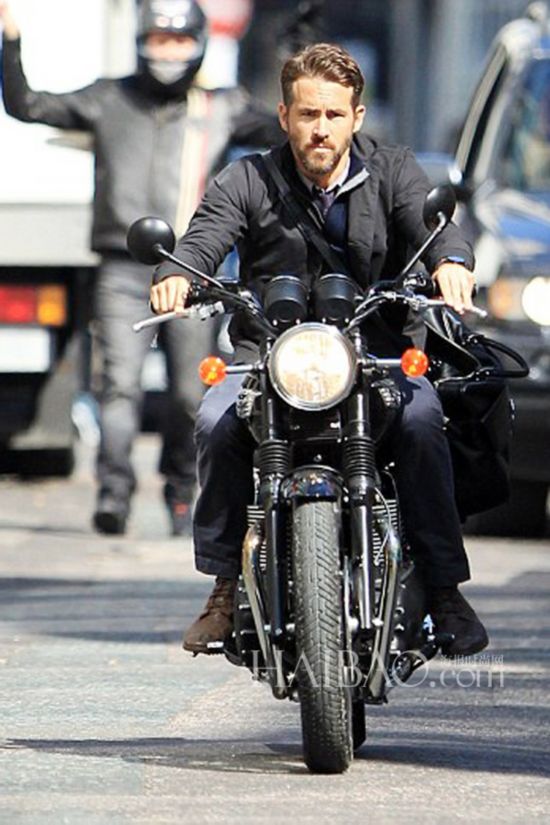 aɶ98AwPpկ (Ryan Reynolds) b۴YMiǸoDsqvC