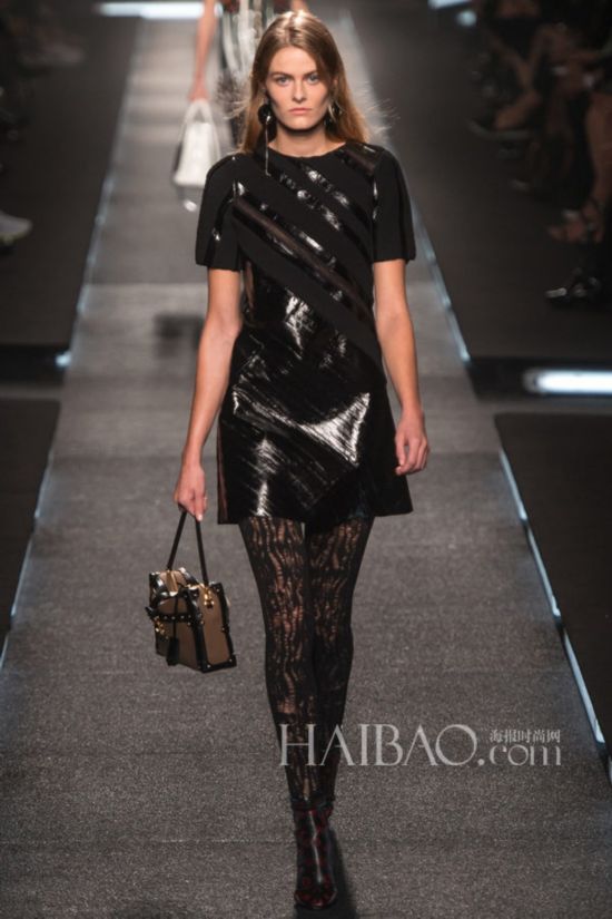 2015KLھɸ˩PGPµnLV (Louis Vuitton) 2015KLk˨q