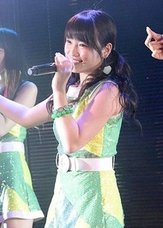 AKB川荣李奈休息够了 元气满满回归剧场公