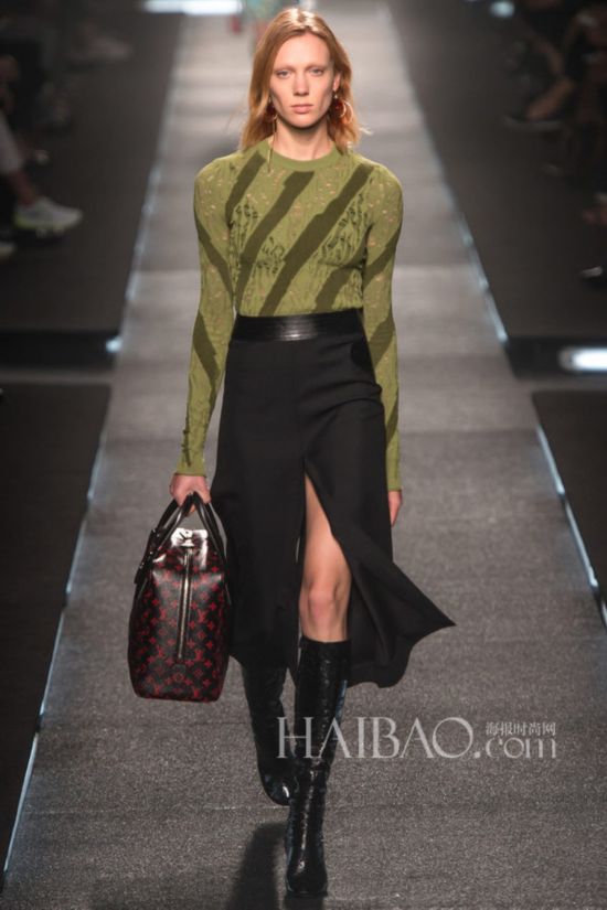 2015KLھɸ˩PGPµnLV (Louis Vuitton) 2015KLk˨q