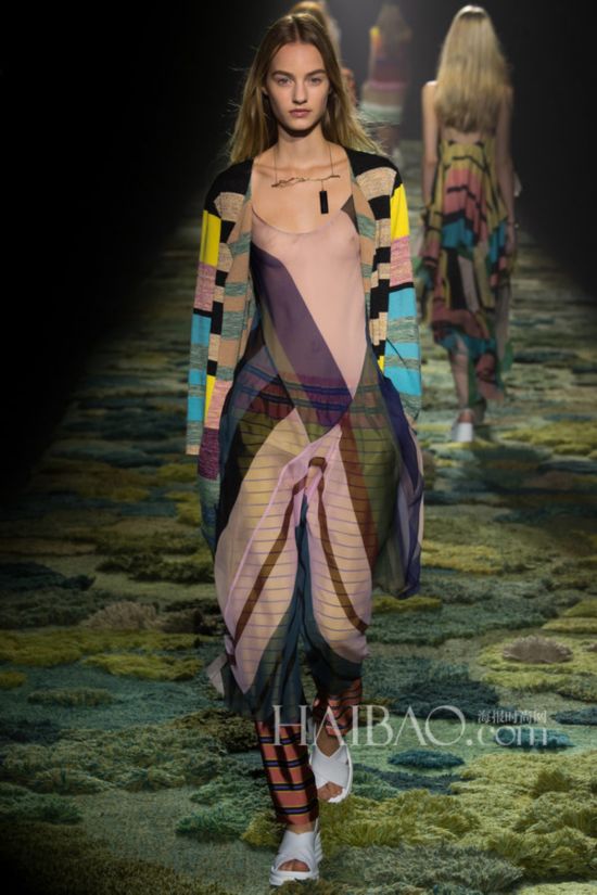 2015春夏巴黎时装周:德赖斯·范诺顿 (Dries Van Noten) 2015春夏女装秀