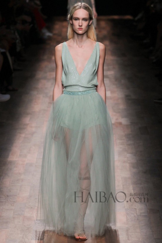 2015���İ���ʱװ�ܣ�������ū (Valentino) Ůװ��