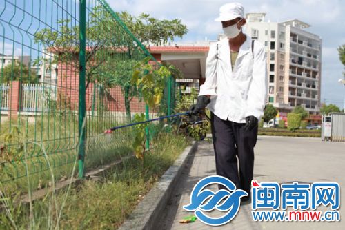 漳州市启动新一轮全城灭蚊行动 以预防登革热病