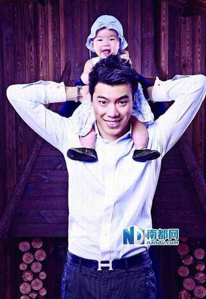 黄毅清发疯曝光黄奕私事死磕到底 比不雅视频