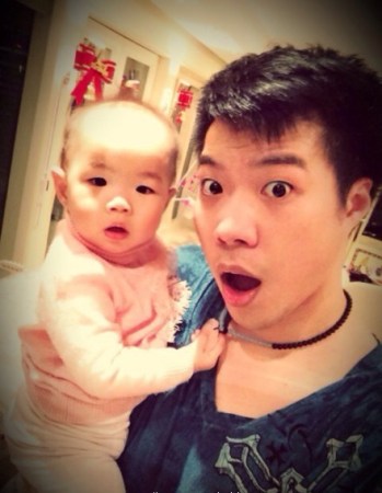 黄毅清发疯曝光黄奕私事死磕到底 比不雅视频