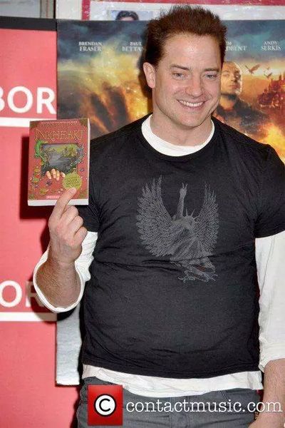 杰西卡·辛普森 揭外国明星发胖前后对比