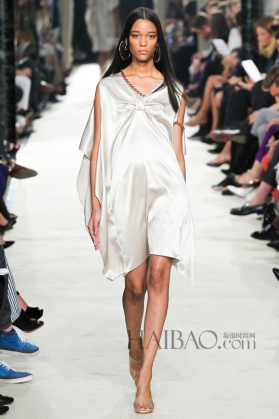 ˹ (Alexis Mabille) 2015Ůװ