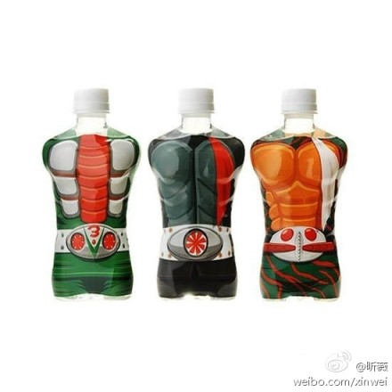 日本无节操饮料走红 小鲜肉裸体造型走俏(组图