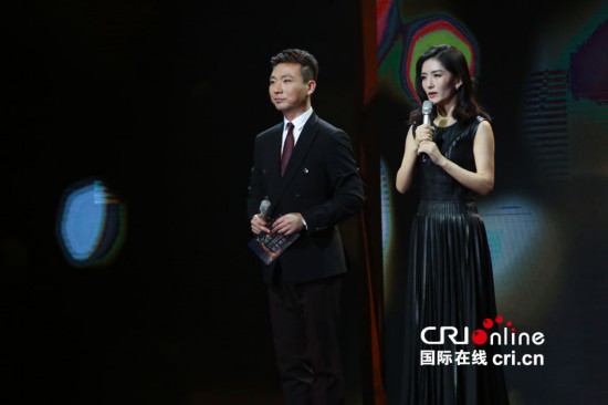 女星秀腹肌PK,谢娜最有心机实力圈粉,..