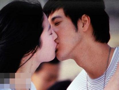 《风中奇缘》刘诗诗彭于晏<em>半裸</em>接吻 <em>女星</em>吻戏