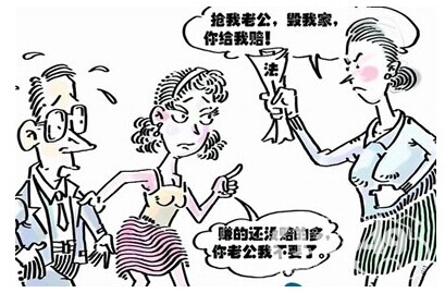 网传濮阳街头原配扒光暴打小三照 三点尽露已