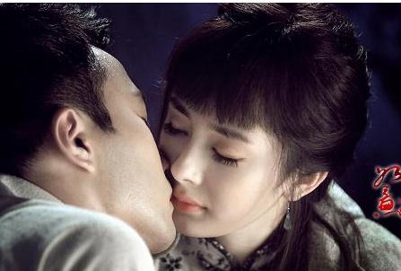 风中奇缘 刘诗诗彭于晏半裸接吻  四小花旦吻戏