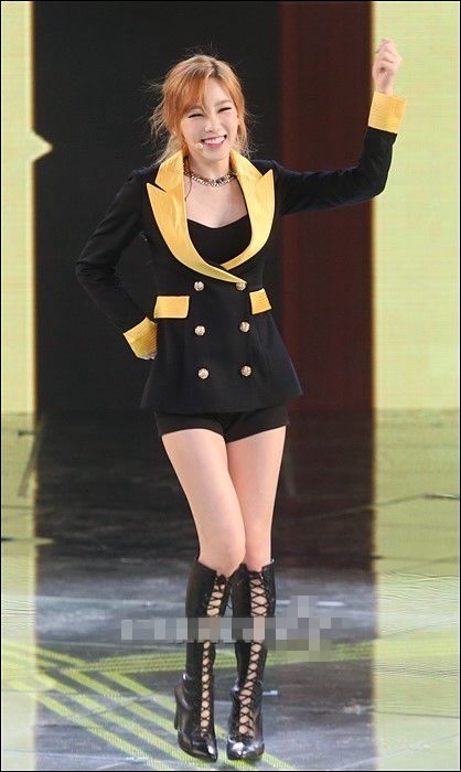 Uee性感主持超模大赛 <em>少女时代</em>TTS<em>朴宰范</em>G