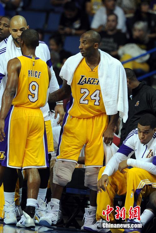 NBA季前赛湖人主场大比分负金州勇士