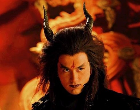 陕西频道 文娱栏目    重楼的身份是魔界魔尊,醉心于武技,经常与神将