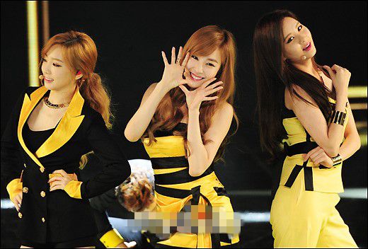 Uee性感主持超模大赛 <em>少女时代</em>TTS<em>朴宰范</em>G