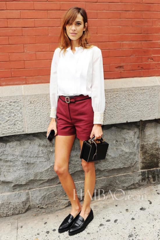 aɶ98A̬P (Alexa Chung) Ũmfsuǲ{2015KLìɸ˩PTommy Hilfigerq~C