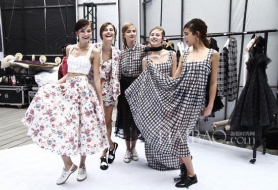 Fashion Now!中国设计师专场:Vega Zaishi Wang 2015春夏女装发布会