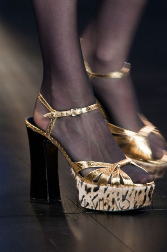 2015KLھɸ˩PGtù (Saint Laurent) 2015KLk˨qӸ`