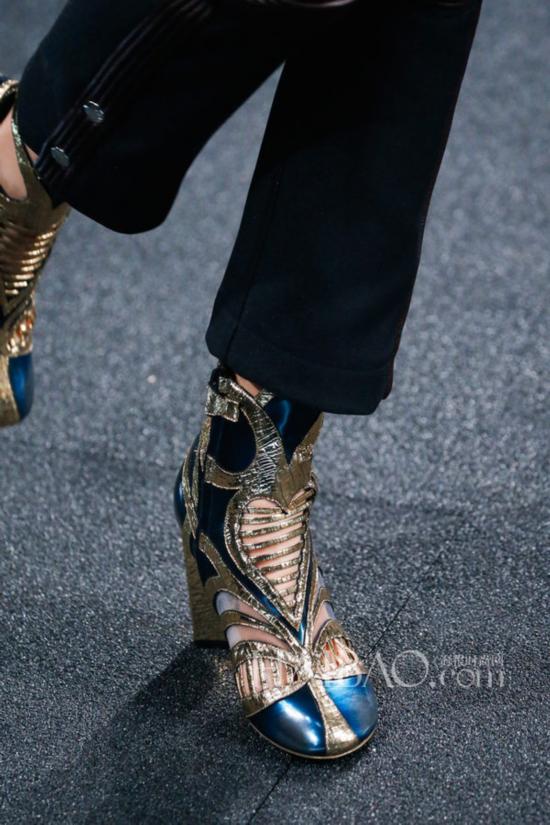 2015KLھɸ˩PGPµnLV (Louis Vuitton) 2015KLk˨qӸ`