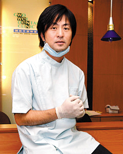 歌手,制作人,作家,导演,牙医 这就是张洪量