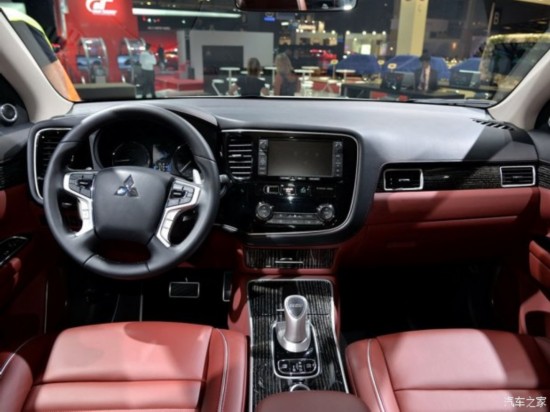 () ŷ() 2014 PHEV Concept-S