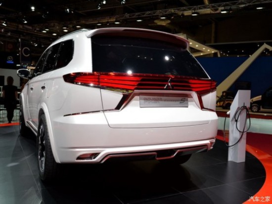 () ŷ() 2014 PHEV Concept-S