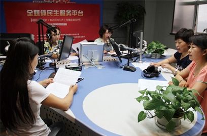 一元任摸失足妇女图片_妇女人均一元钱(2)