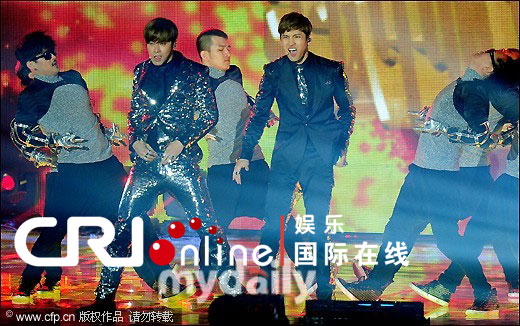 与SM公司闹翻的艺人:鹿晗吴亦凡解约(图)