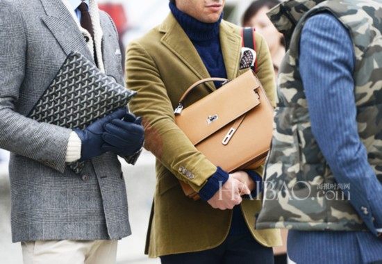 型人街拍演绎高雅德 (Goyard) 包包搭配Look