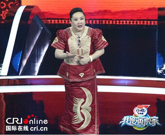 《我是演说家》成女王秀 张卫健乐嘉PK俯卧