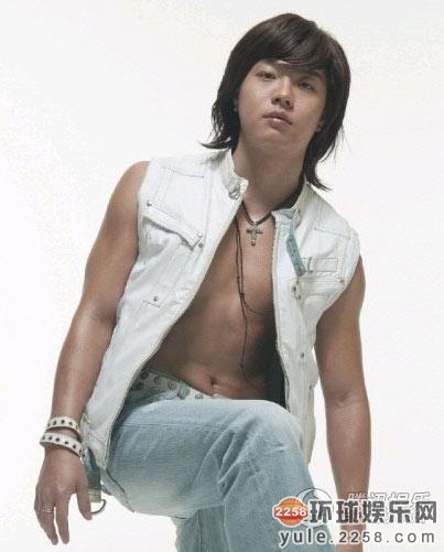 遇重大车祸死里逃生的明星 张柏芝谢霆锋皆幸