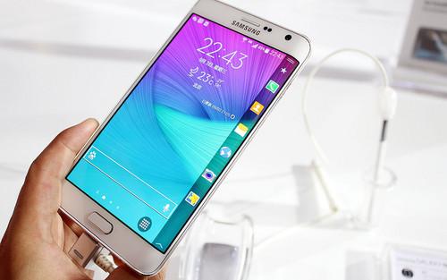5.6Ӣ��2K������� ����Note Edge���� 