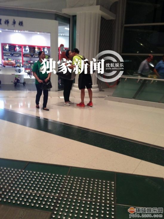 好声音1学员关喆被曝隐婚娶混血老婆 将升级