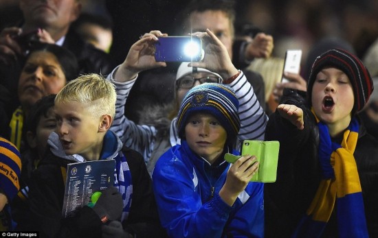 德罗巴破门威廉造乌龙 切尔西vs什鲁斯伯里2-