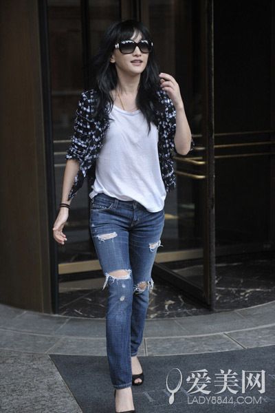 周迅街拍示范 娇小女生秋冬显高搭- Micro Rea