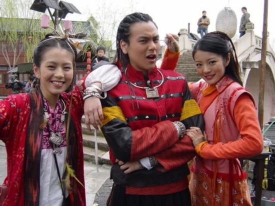 霸道将军彭于晏自爆我也会浪漫 力挺老婆