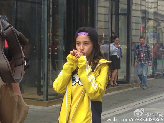 《奔跑吧兄弟》武汉站路透:王祖蓝拼到入院 邓