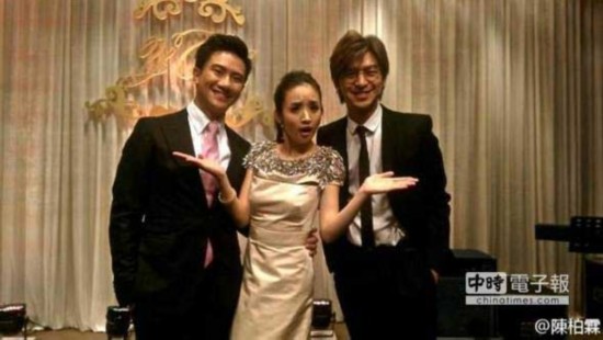 林依晨订婚与大仁哥合影 疑似激凸献美丽误会