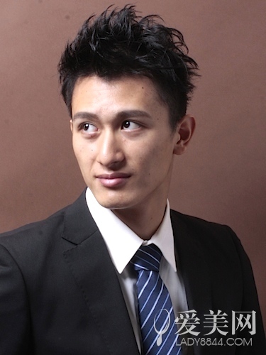 商务男士职场发型 突显帅气职业范【6】