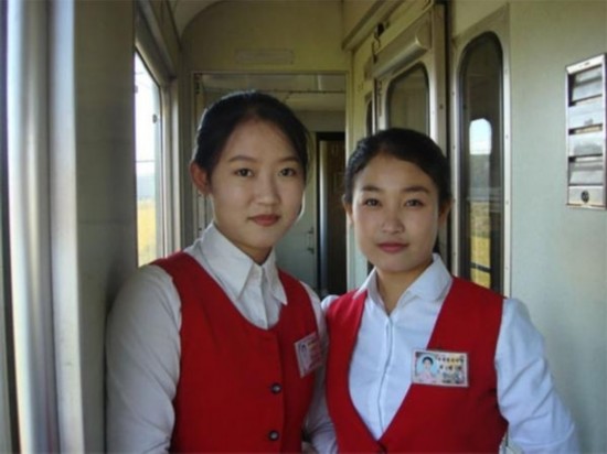 ̽Ѱ����ƽ����ͷ��Ȼ���쵰������Ů����ͼ����4��