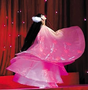 小彩旗:转圈绝技源自一次跟小伙伴的打赌(图)