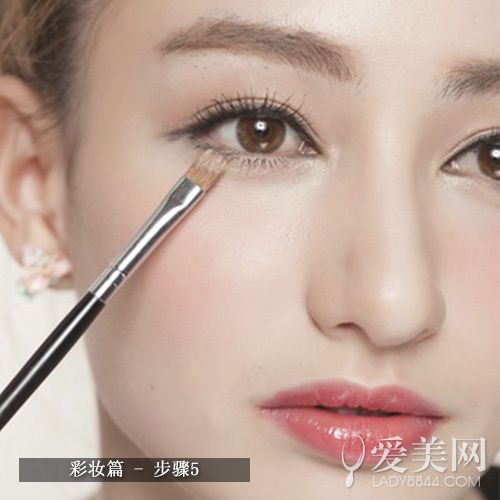  Ů�ǰ���󼡷��ؾ� ����ױ�����ɷ� 