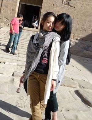 杨幂袁姗姗同寝室郑恺陪陈赫割阑尾 揭秘娱乐