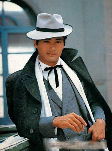 影视剧中最难超越的经典角色 陈晓旭版林黛玉