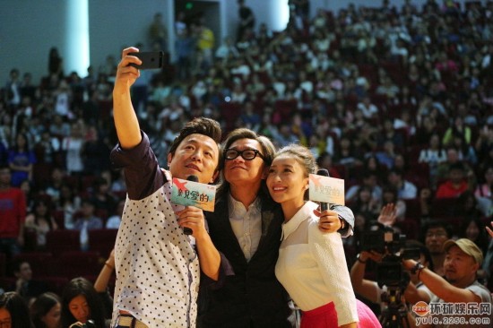 TFBOYS王俊凯女友家世显赫 盘点90后小鲜肉