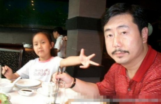 央视名嘴子女罕见近照:毕福剑<em>女儿</em>大变样 <em>白岩</em>