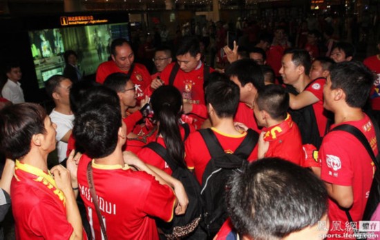 埃神:不想马上离开恒大 有信心返巴西国家队