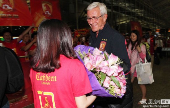 埃神:不想马上离开恒大 有信心返巴西国家队