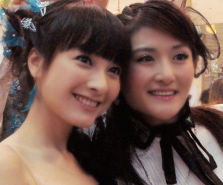 谢娜吴昕一半搞怪一半甜美从土妞逆袭成女神(图)